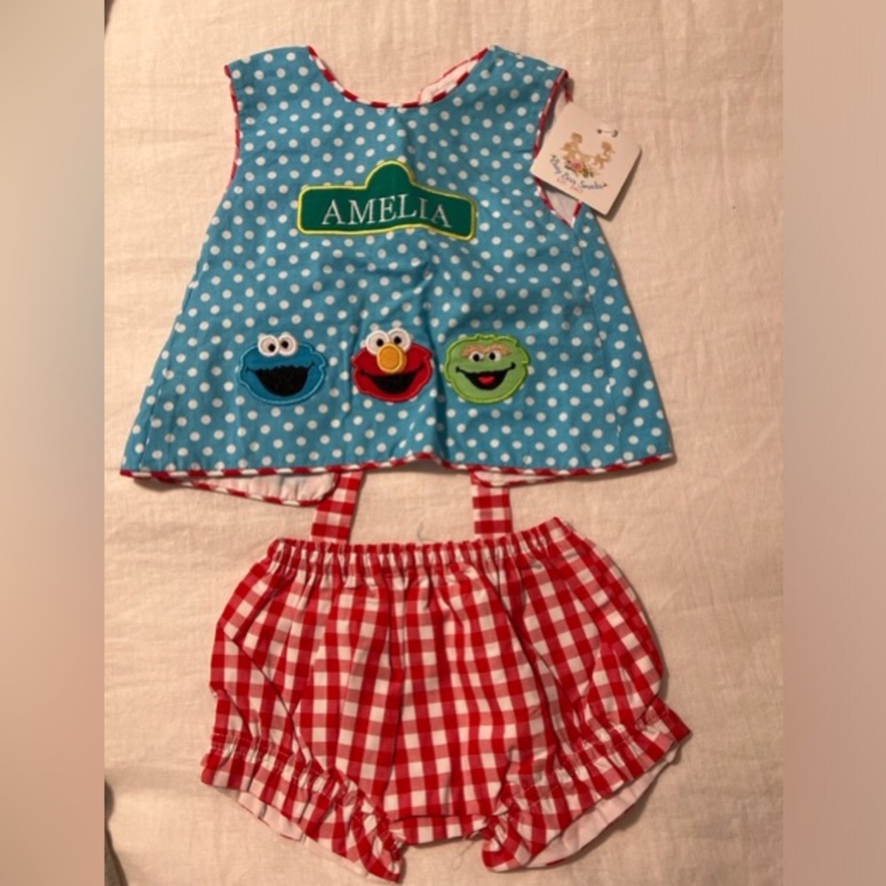 Busy Bees Smocks Amelia Sesame Street Set - Size 6 months